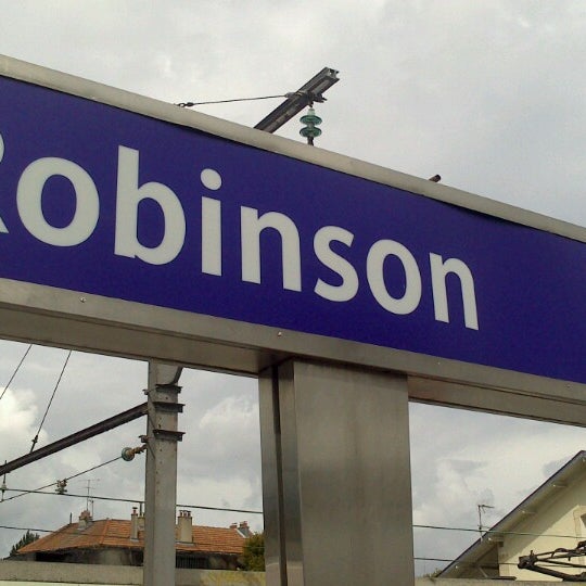 Photos at RER Robinson [B] - Avenue de la Gare