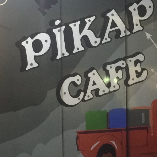 Foto tirada no(a) Pikap Cafe Bar Canlı Müzik por Taner A. em 9/26/2016