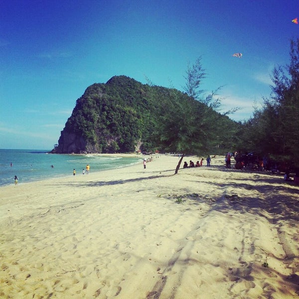 pantai bukit keluang besut