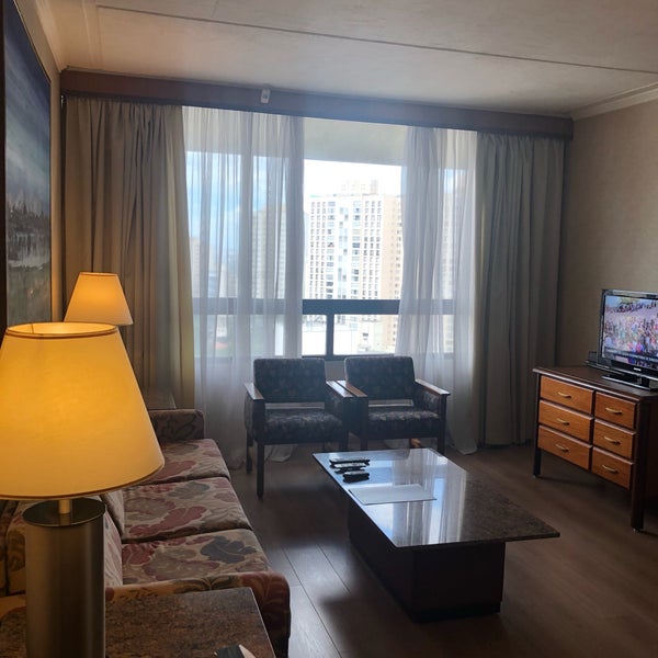 รูปภาพถ่ายที่ Maksoud Plaza Hotel โดย João K. เมื่อ 2/23/2019