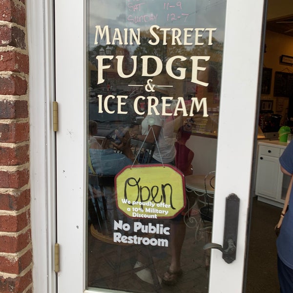 Main Street Fudge Shop Dessert Shop in Senoia