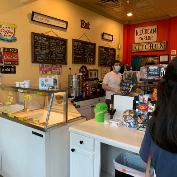 Main Street Fudge Shop Dessert Shop in Senoia