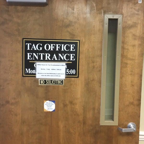 Photo taken at Coweta County Tag Office by Stephen G. on 3/13/2017.