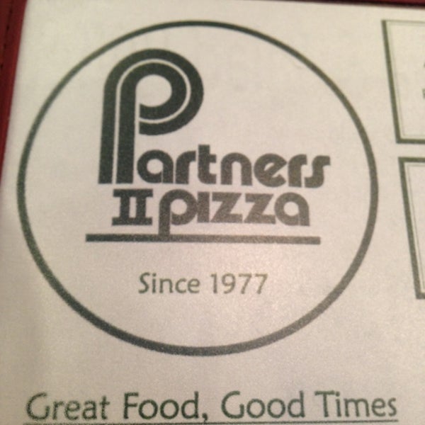 8/30/2013에 Stephen G.님이 Partner&#39;s II Pizza에서 찍은 사진