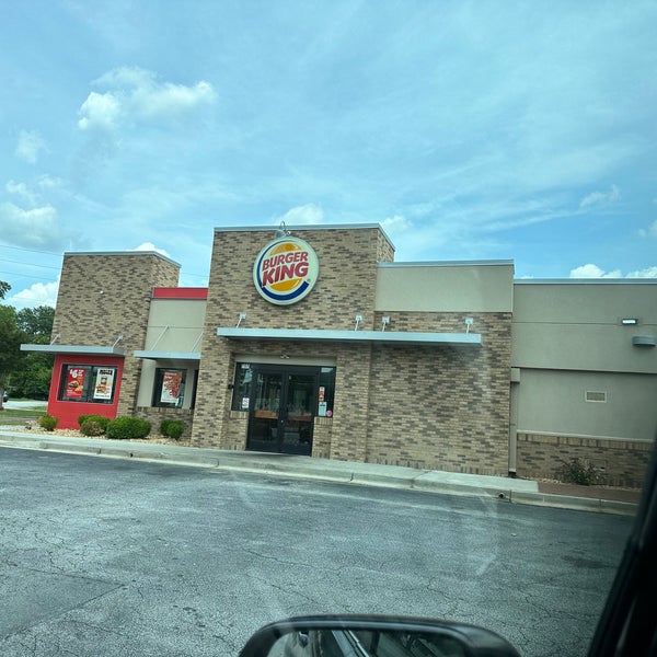 Burger King Fast Food Restaurant in Fayetteville
