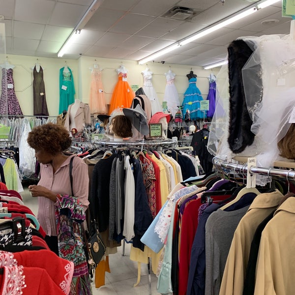 Twice As Nice 2319 University Blvd