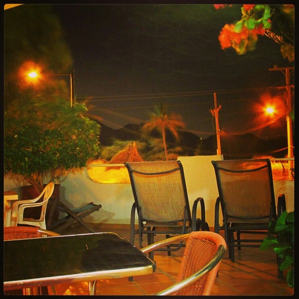 รูปภาพถ่ายที่ Hotel Casa D&#39;mer Taganga โดย Hector D. เมื่อ 2/18/2013