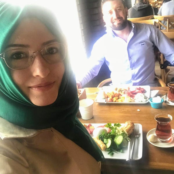 Das Foto wurde bei Cafe Gool Bahçe von Burak Ö. am 4/27/2019 aufgenommen