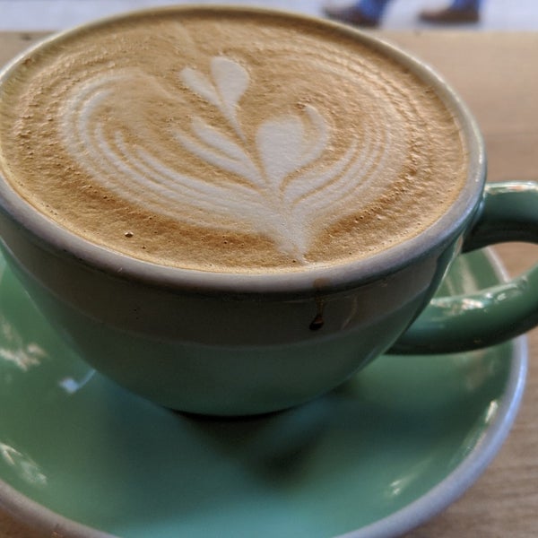10/10/2019 tarihinde Waldo C.ziyaretçi tarafından Lenox Coffee'de çekilen fotoğraf
