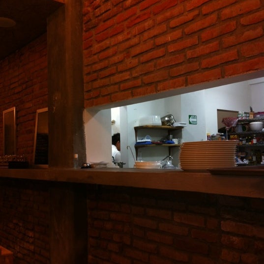 Foto tomada en Rioni pizzería napolitana  por Jorge Luis G. el 11/24/2012