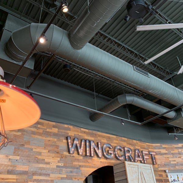 Photo taken at Wingcraft by Diana G. on 10/5/2019