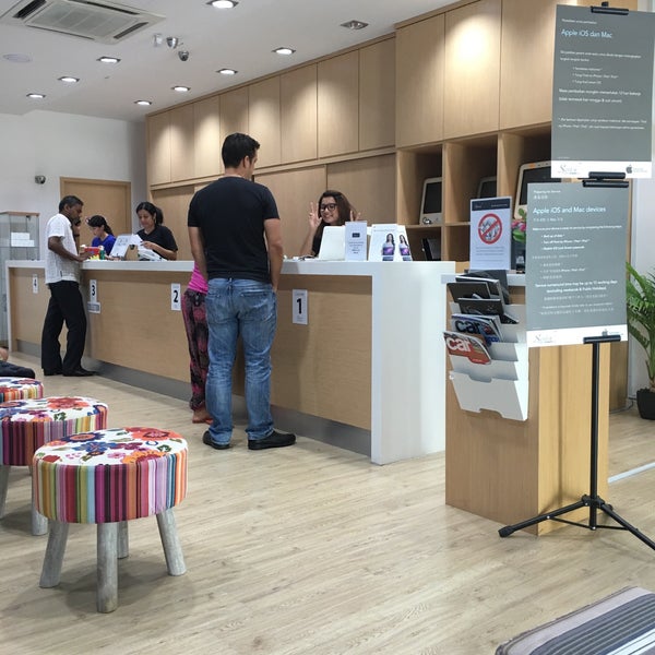 Photos at Switch Service Center (Apple Premium Service Provider