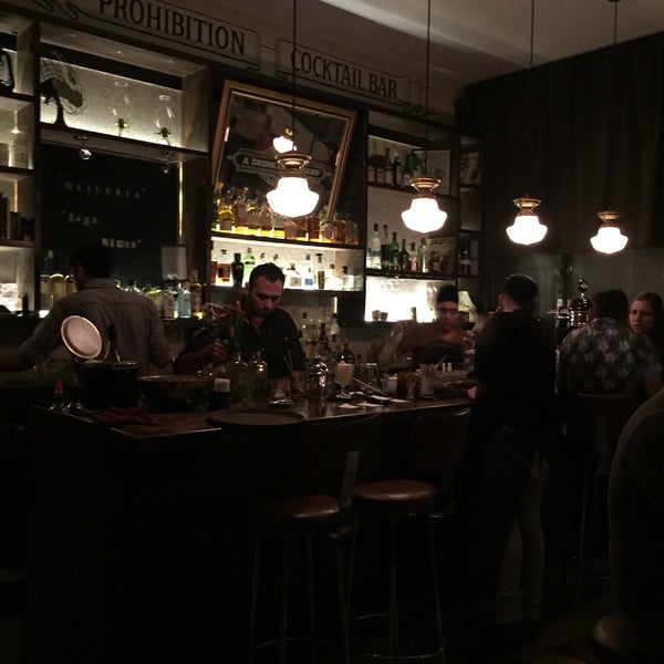 5/15/2016에 Laurikiz M.님이 Oliveria Cocktail Bar에서 찍은 사진