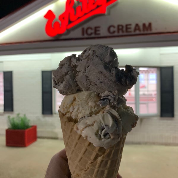 Photo taken at Whitey&#39;s Ice Cream by TJ L. on 5/22/2021