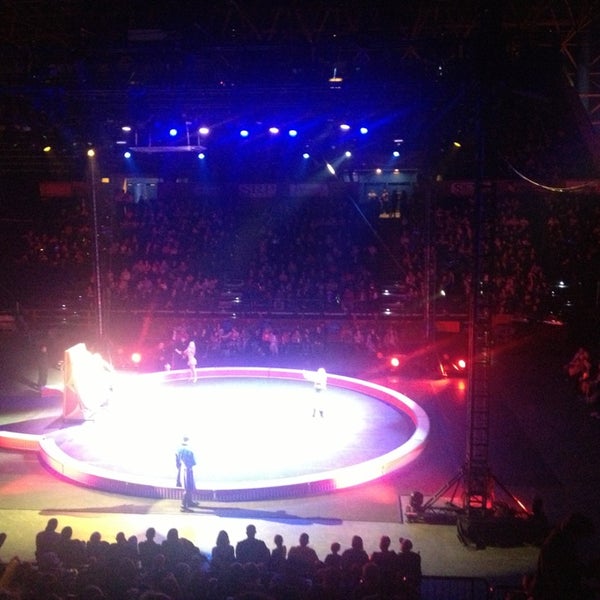 2/8/2013에 Rob L.님이 James Brown Arena에서 찍은 사진