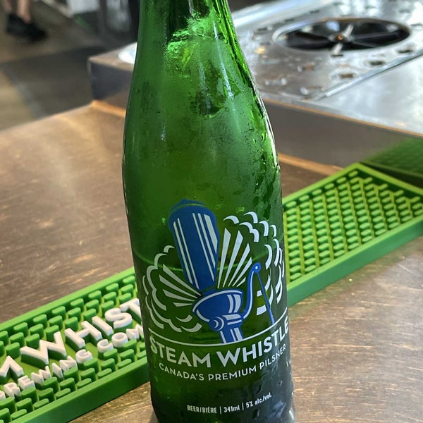 รูปภาพถ่ายที่ Steam Whistle Brewing โดย Rob L. เมื่อ 8/28/2022