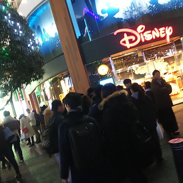 ディズニーストア前 待ち合わせ場所 158人の訪問者 ディズニーストア前 待ち合わせ場所 158人の訪問者
