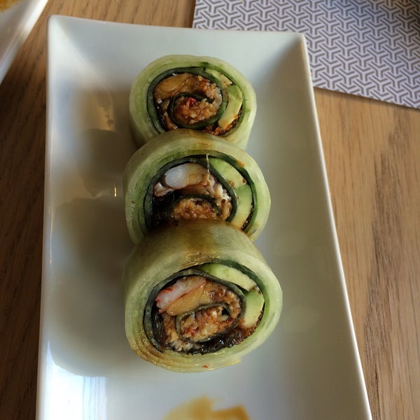 Finally a good sushi place!the best sushi I have had in Greece...don't miss the salmon skewers, the salmon teriyaki roll, the chefs special cucumber roll, matcha creme brullee and mochi at the end!!!