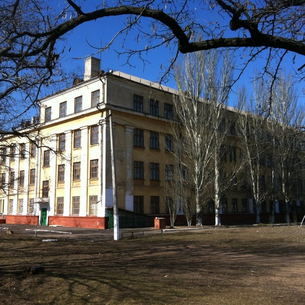 Школа 61 нижний. Школа 61 Донецк. Школа 61 Мариуполь. Школа 61 Одесса. Школа в Донецке №61.