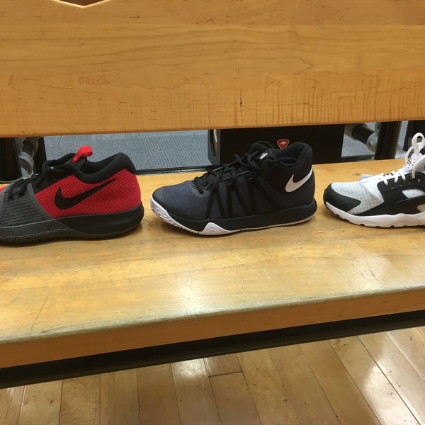 finish line in columbiana mall