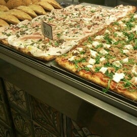 Улица победы 4 гомель. Пицца маркони гомель. Пицца маркони. Пицца маркони. Гомель проспект победы.