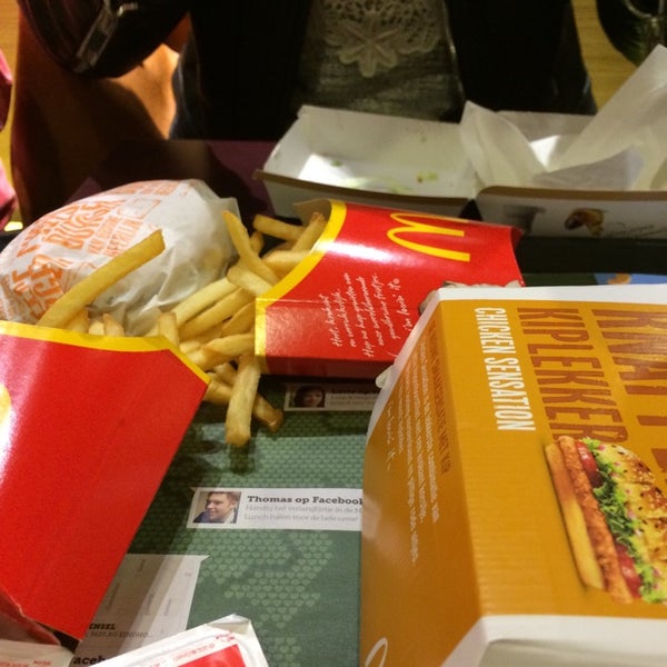 Das Foto wurde bei McDonald&#39;s von Gert I. am 11/23/2014 aufgenommen
