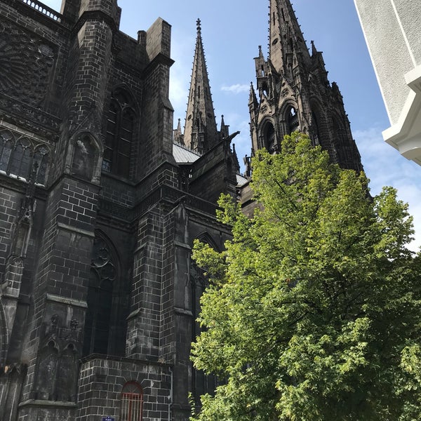 Foto scattata a Cathédrale Notre-Dame-de-l&#39;Assomption da Bipbip il 7/22/2018