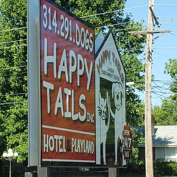 Happy Tails Pet Hotel and Playland Pet Service in Saint Ann