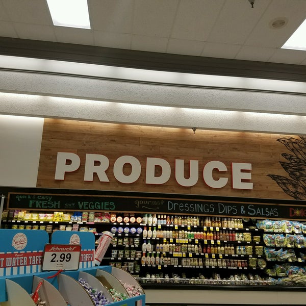 Schnucks - 577 Mid Rivers Mall Dr
