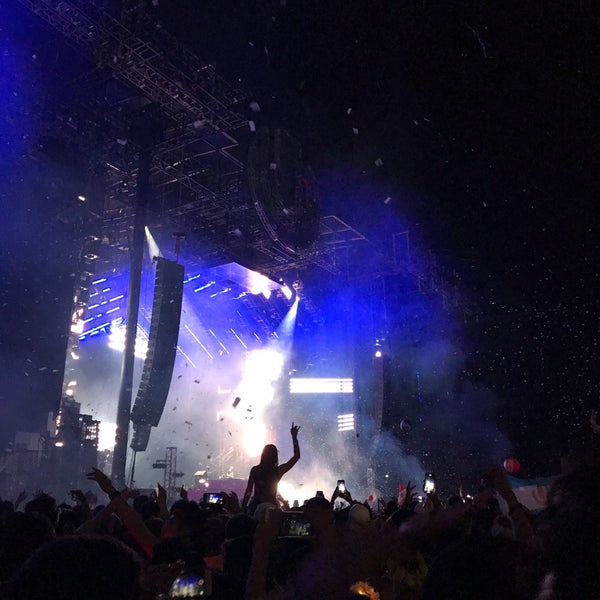 3/26/2018에 Khalid님이 Ultra Music Festival에서 찍은 사진