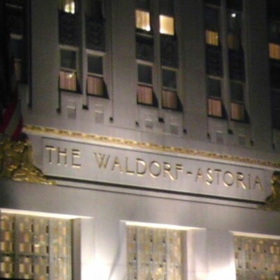 Photo taken at Waldorf Astoria Rooftop Garden by Shirah F. on 11/12/2012