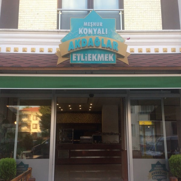 Meşhur Konyalı Akdağlar Etliekmek 2 4441 ziyaretçidan 45 tavsiye