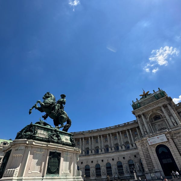 6/29/2023 tarihinde Işıl B.ziyaretçi tarafından Hofburg'de çekilen fotoğraf