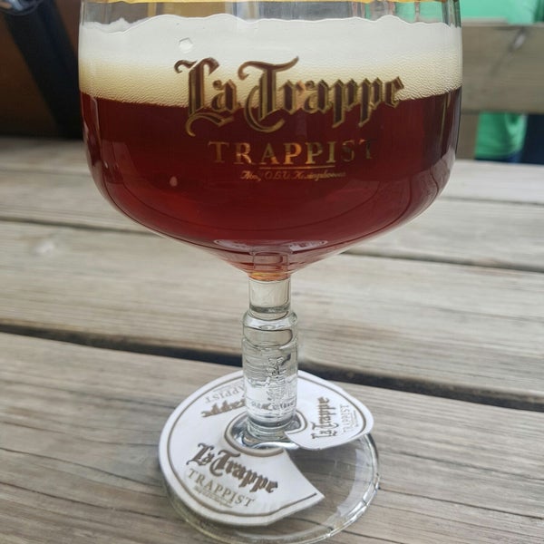 Снимок сделан в Bierbrouwerij de Koningshoeven - La Trappe Trappist пользователем Dave v. 8/10/2018