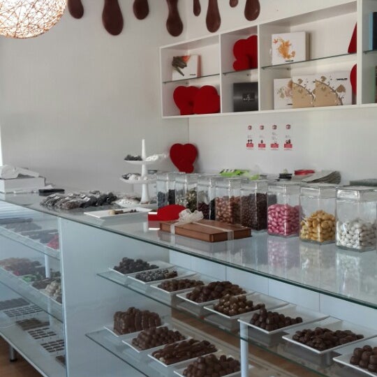 7/20/2015 tarihinde Mustafa K.ziyaretçi tarafından Bühler Çikolata'de çekilen fotoğraf