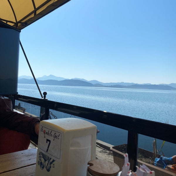 3/25/2023에 İ.  KARA님이 Ayaklı Göl Cafe &amp; Restaurant에서 찍은 사진