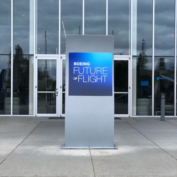 Photo taken at Future of Flight Aviation Center &amp; Boeing Tour by E. Hadiwinata W. on 6/3/2022
