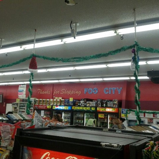 Food City Grocery Store in Glendale