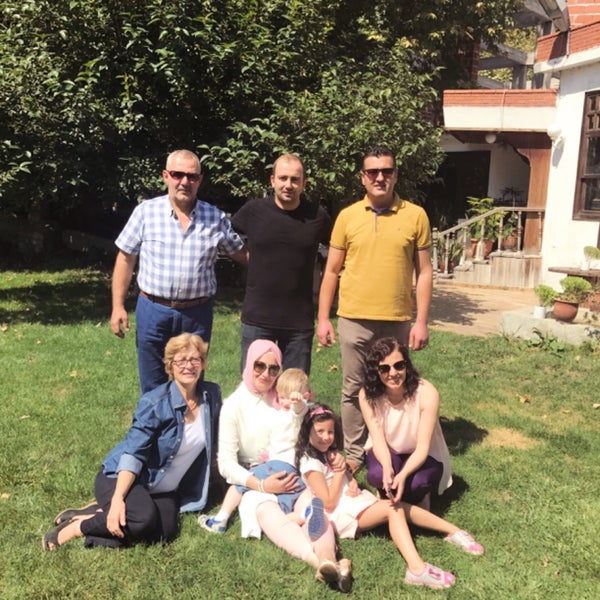 Das Foto wurde bei Acar Restaurant von Erdoğan Y. am 9/4/2017 aufgenommen