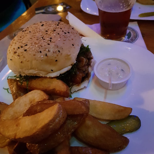 6/16/2017 tarihinde Maickel N.ziyaretçi tarafından Pub Escondido, CA'de çekilen fotoğraf