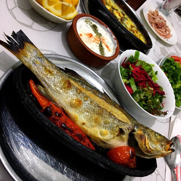 Foto scattata a Bayır Balık Vadi Restaurant da Orhan il 7/10/2020