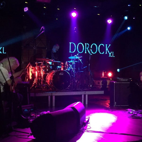 รูปภาพถ่ายที่ Dorock XL โดย Oktay M. เมื่อ 3/23/2016