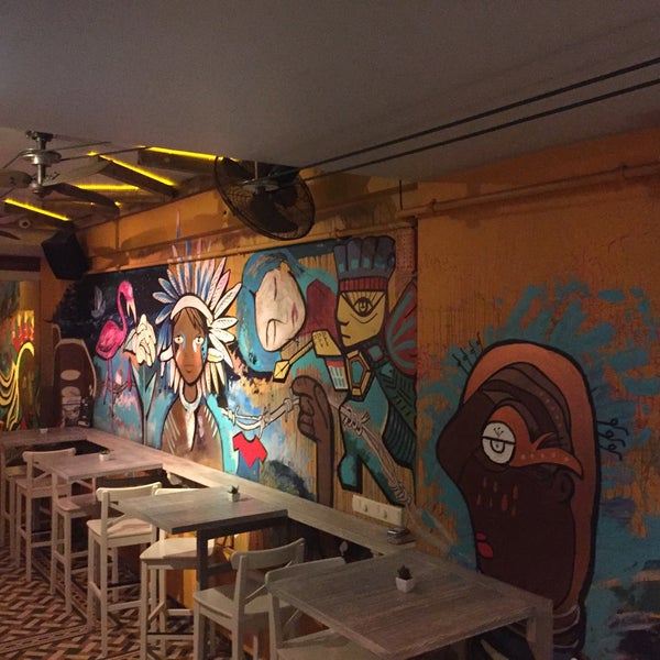 4/18/2017에 Oktay M.님이 La Paz Café Bar America Latina에서 찍은 사진