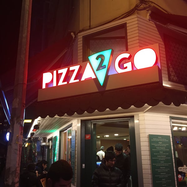 2/1/2017 tarihinde Oktay M.ziyaretçi tarafından Pizza2Go'de çekilen fotoğraf