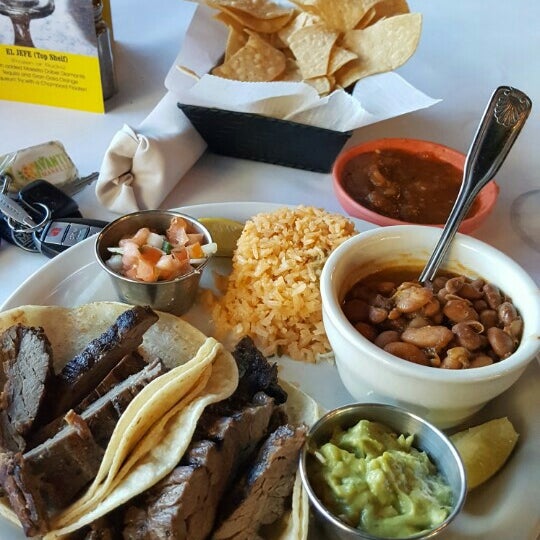 Photo taken at Ajuúa! Mexican Grill by Quincy W. on 6/20/2016