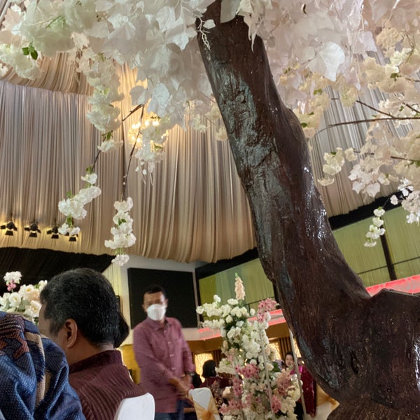 Hong Kong Garden Restaurant Denpasar Bali | Fasci Garden