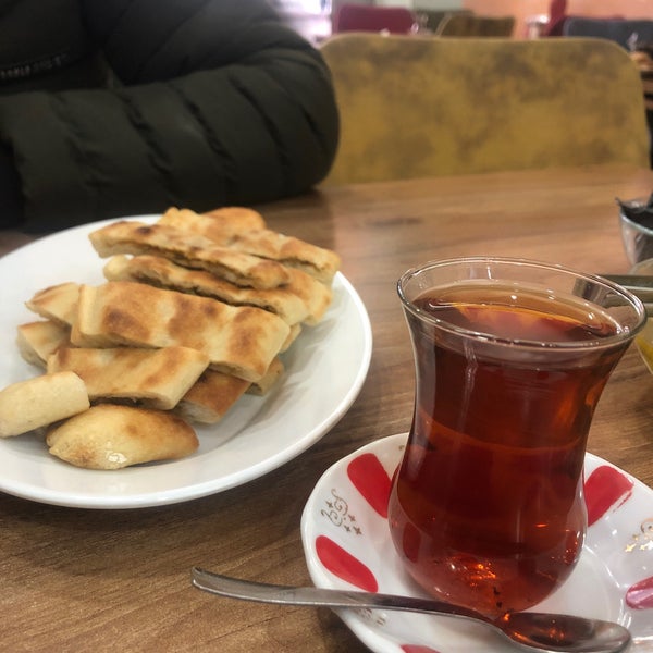 Saray Kır Pidesi ve Börek Salonu Aksaray'da Kahvaltı Noktası
