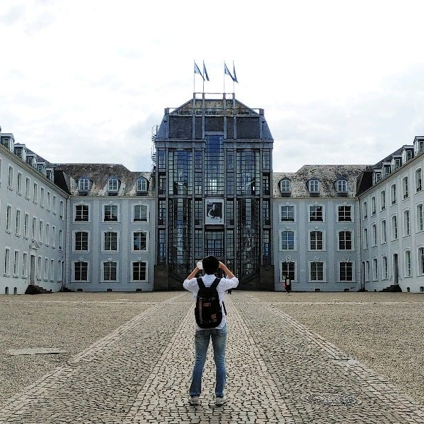 Photos At Saarbrucker Schloss Schlossplatz Schlossplatz