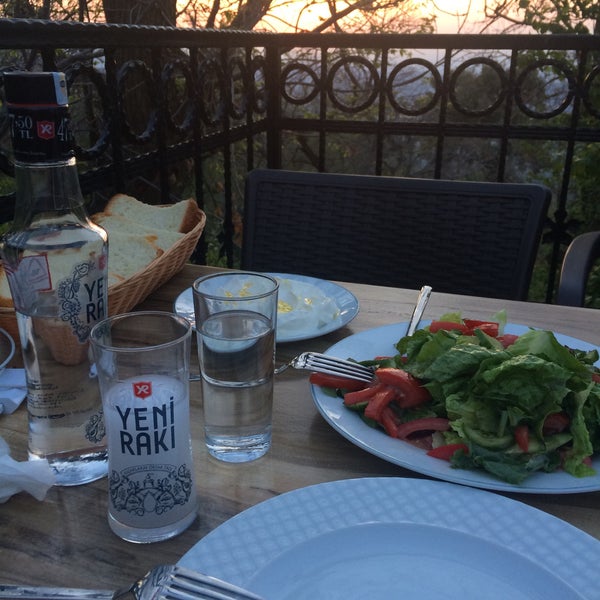 Photo taken at Kaystros Taş Ev Restaurant by Mestan T. on 4/28/2017
