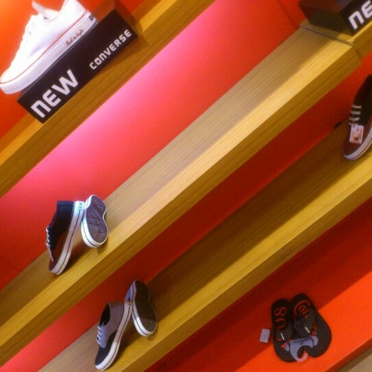 Converse shoes store in bangalore online